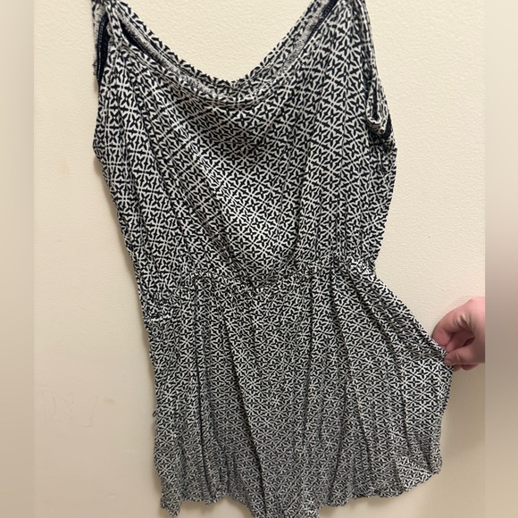 H&M Black and White Romper Size 8 Good Used Condition - Picture 5 of 6